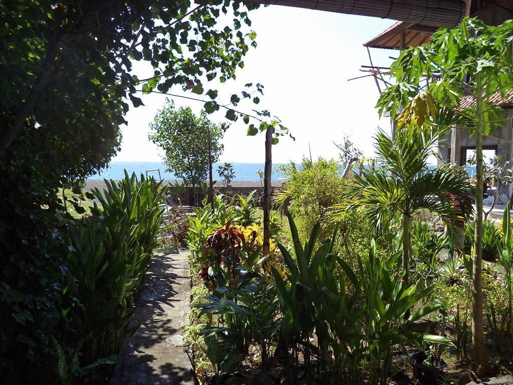 Kadek Homestay Amed Exterior foto